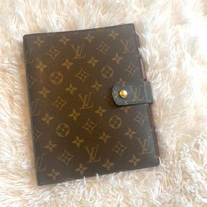 Louis Vuitton Agenda GM